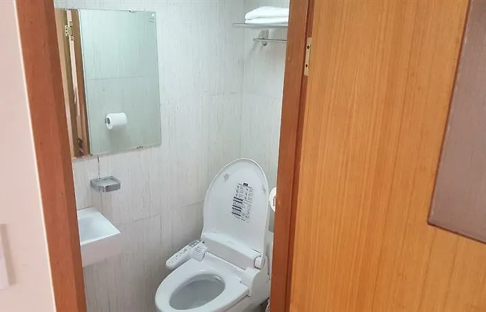J.garden Hotel 2*